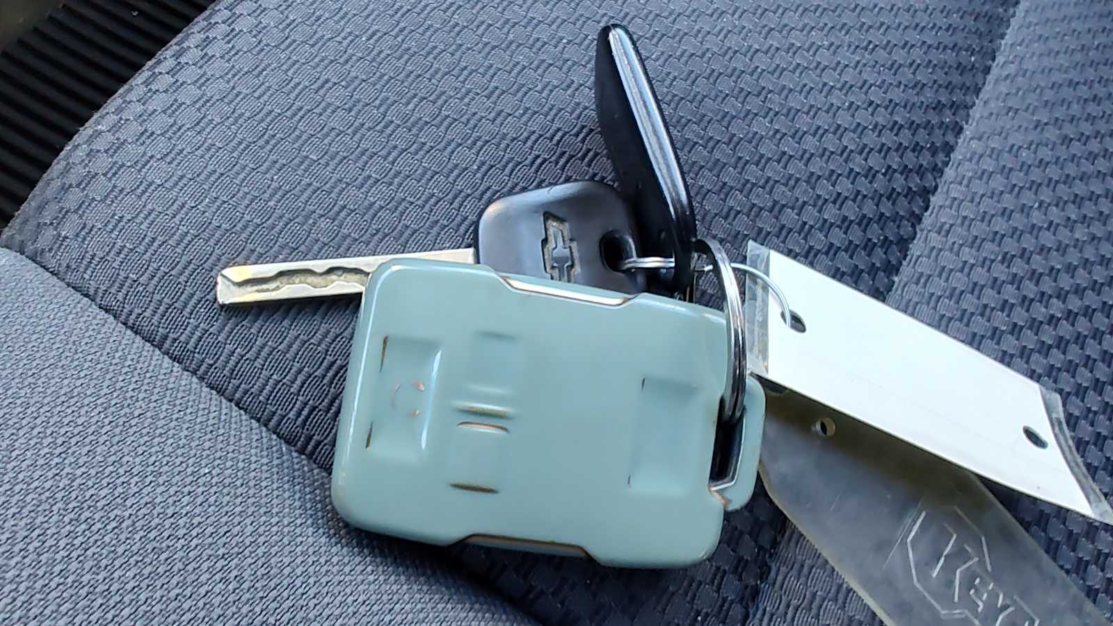 Thumbnail: 2018 Chevrolet Silverado 1500 - 20