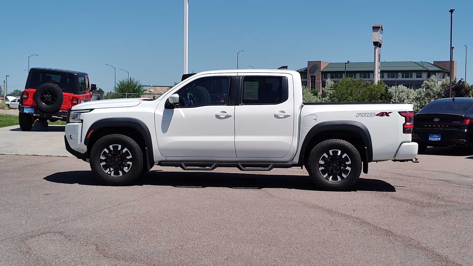 Thumbnail: 2023 Nissan Frontier - 3