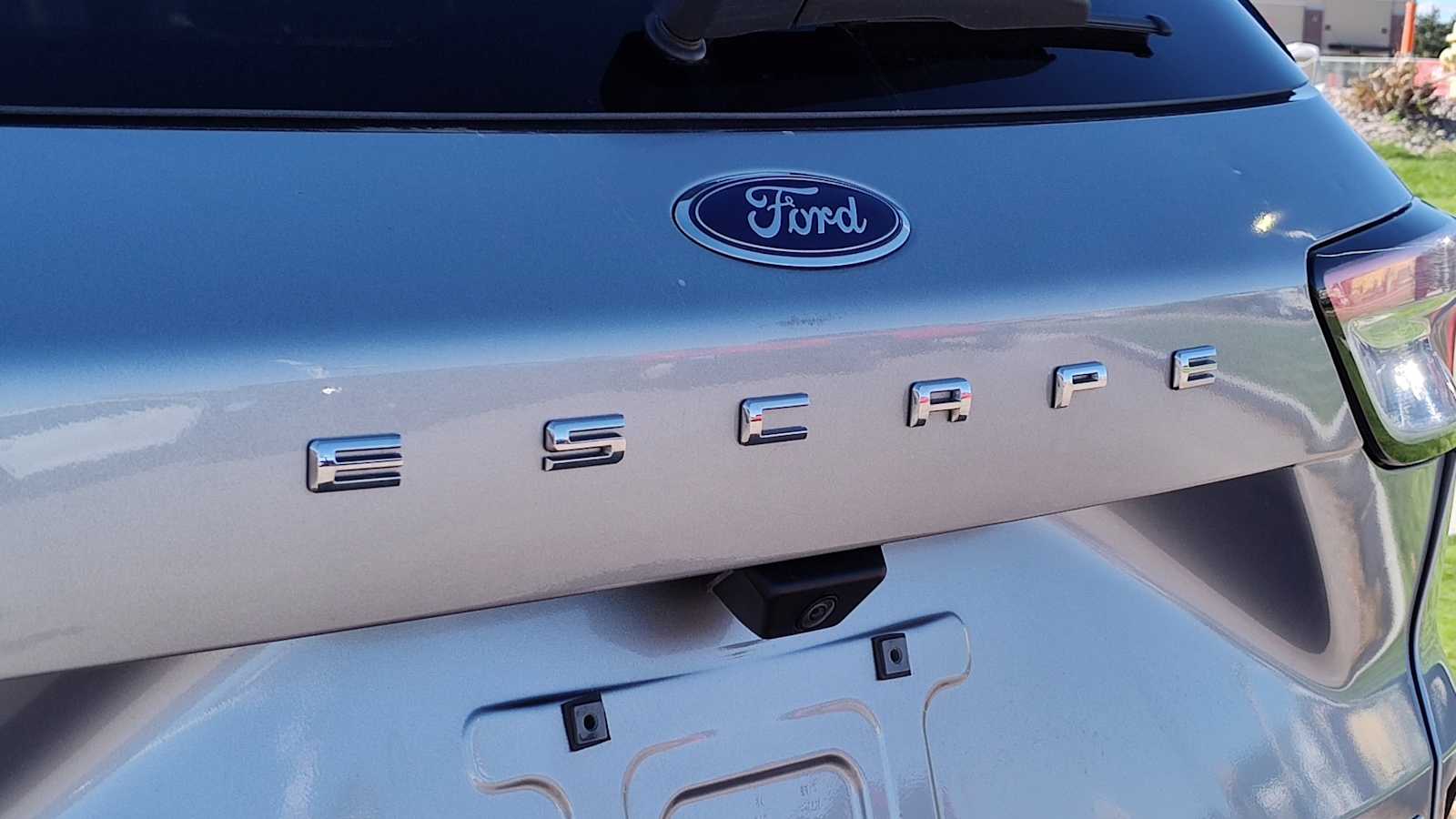 Thumbnail: 2022 Ford Escape - 2