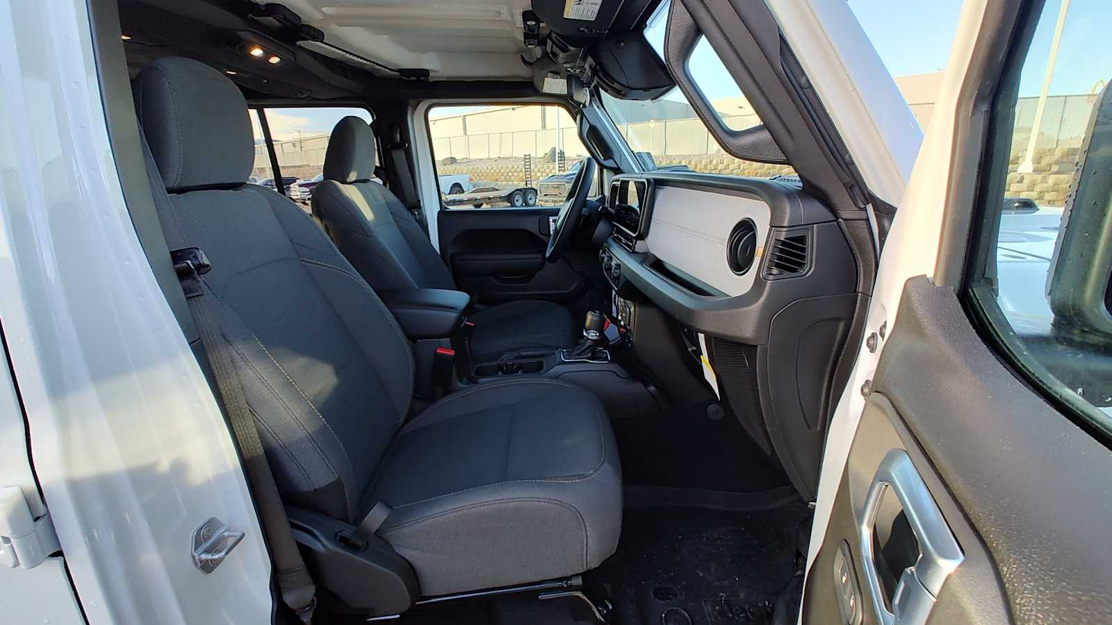 Thumbnail: 2026 Jeep Wrangler - 14