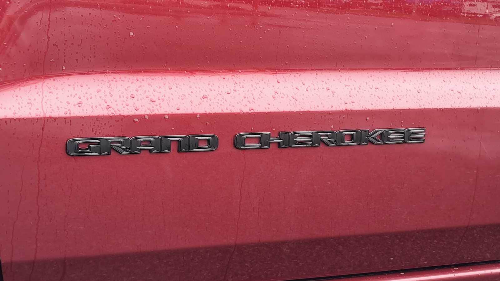 Thumbnail: 2021 Jeep Grand Cherokee - 7