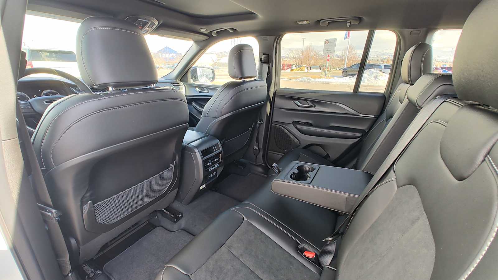 Thumbnail: 2025 Jeep Grand Cherokee - 12