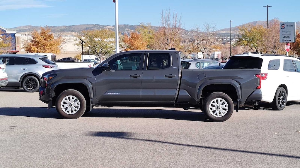 Used 2024 Toyota Tacoma SR5 Truck Double Cab