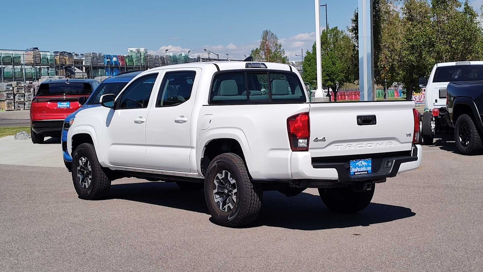 Thumbnail: 2018 Toyota Tacoma - 4