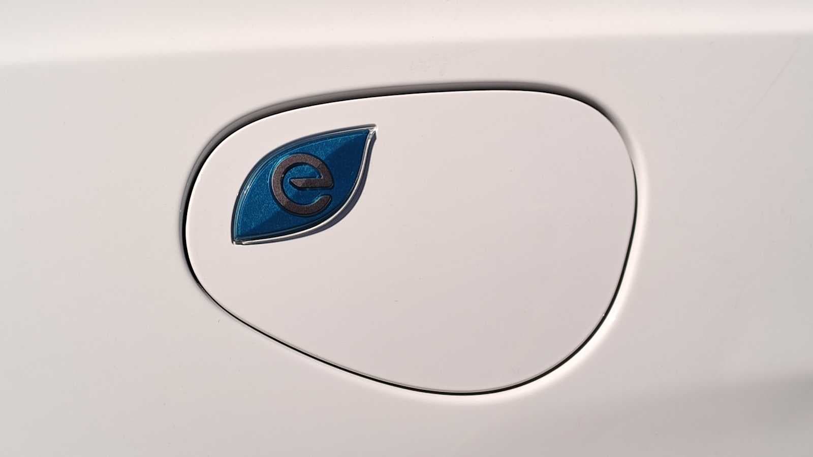 Thumbnail: 2024 Chrysler Pacifica - 24