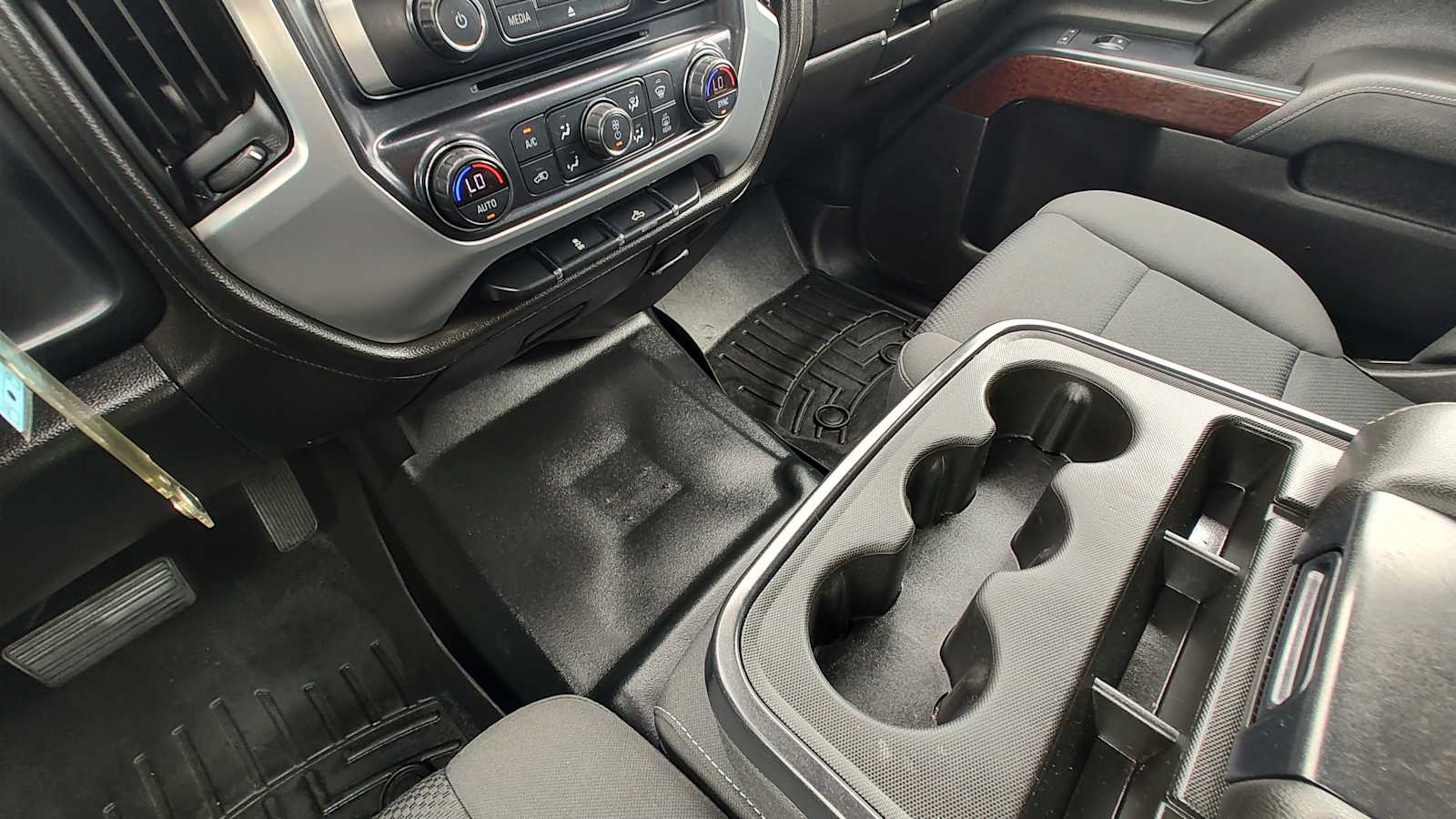 2019 GMC Sierra 3500 SLE 16