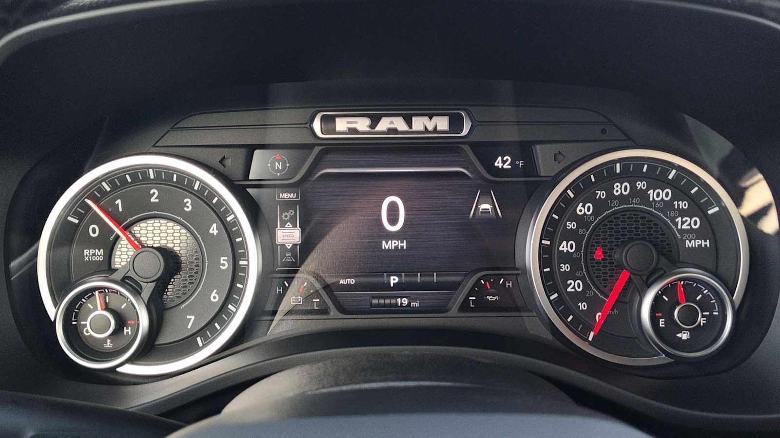 Thumbnail: 2026 RAM 1500 - 19