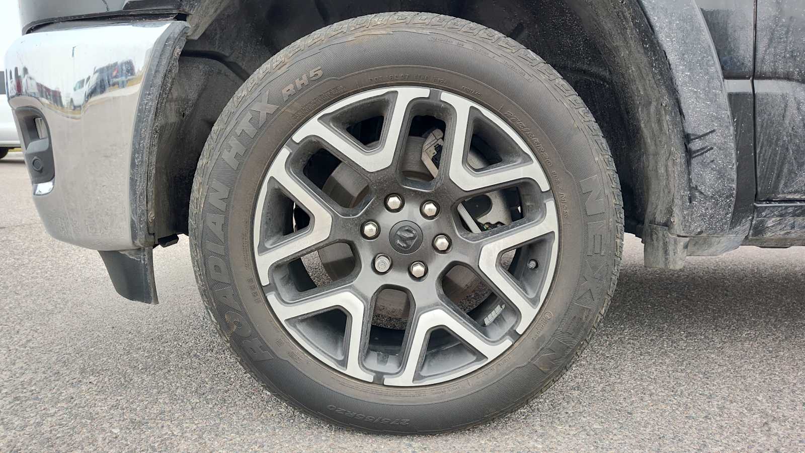 Thumbnail: 2025 RAM 1500 - 3