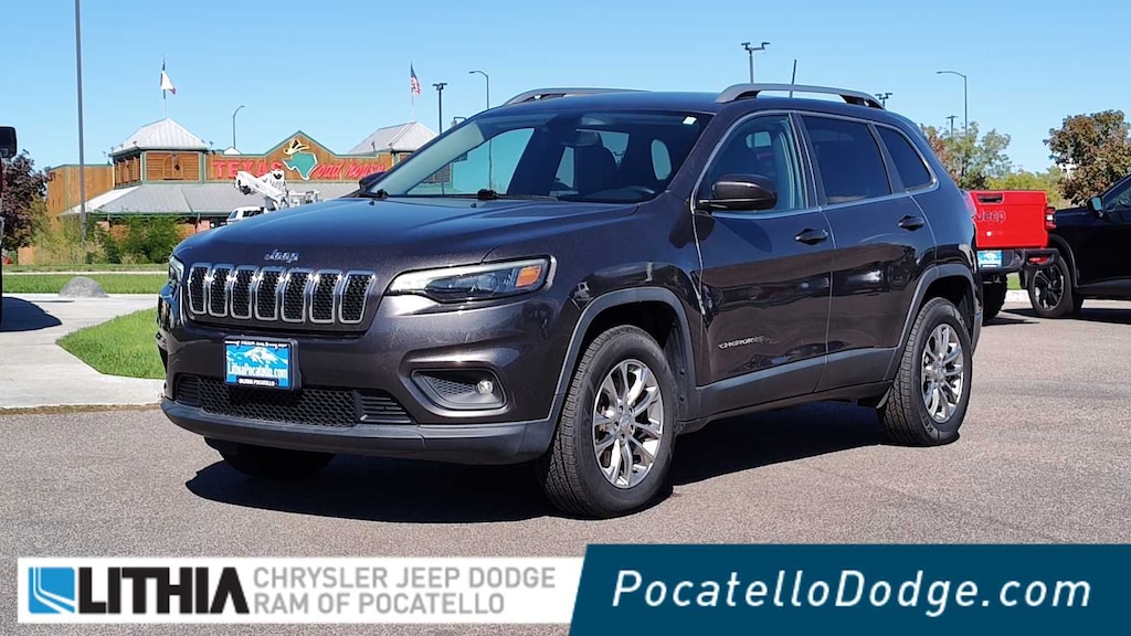 Used 2019 Jeep Cherokee Latitude Plus 4x4 SUV