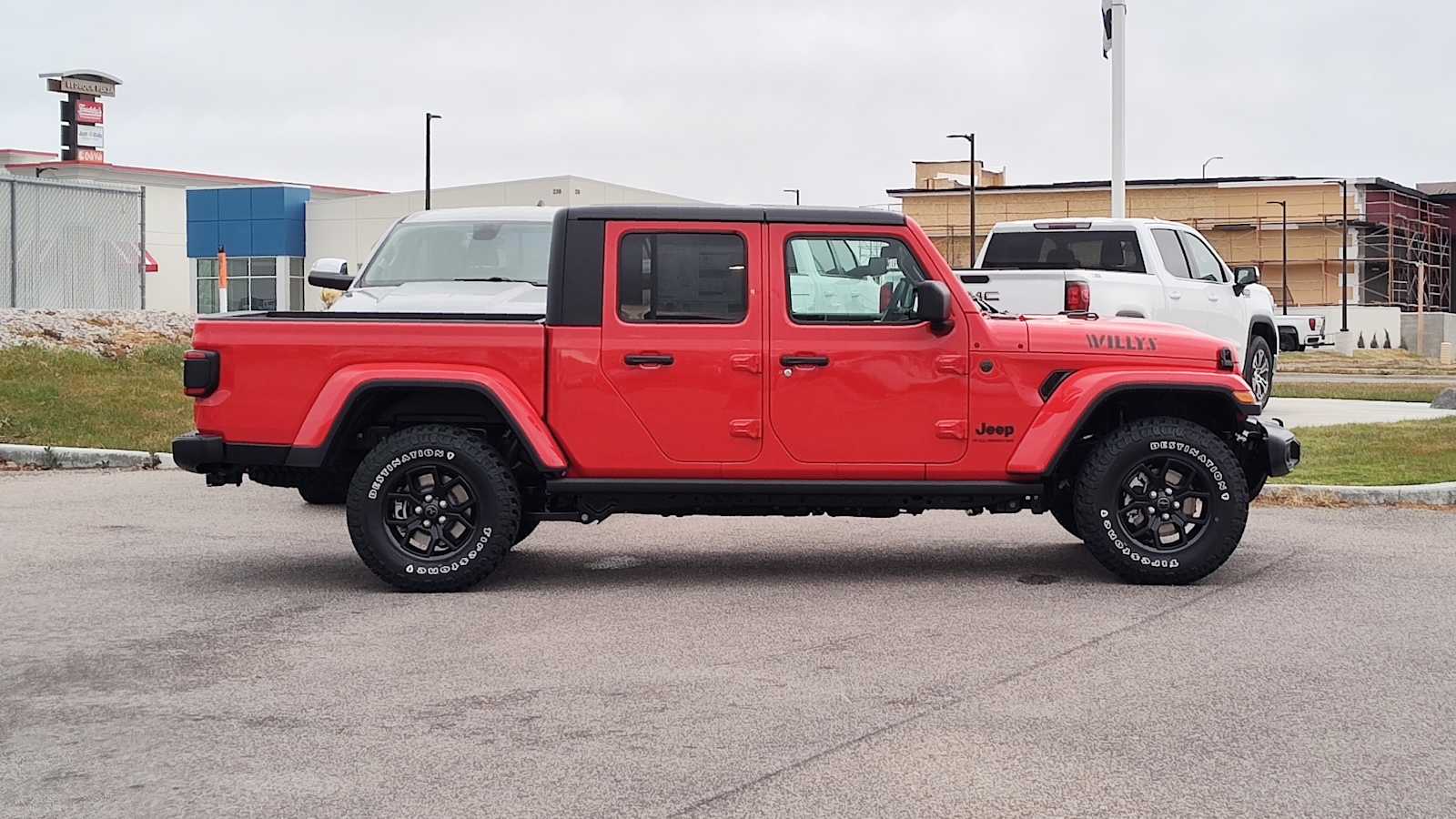 Thumbnail: 2026 Jeep Gladiator - 25