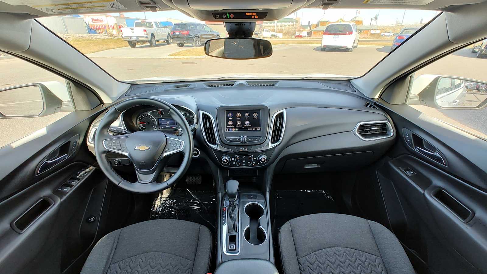 Thumbnail: 2024 Chevrolet Equinox - 10