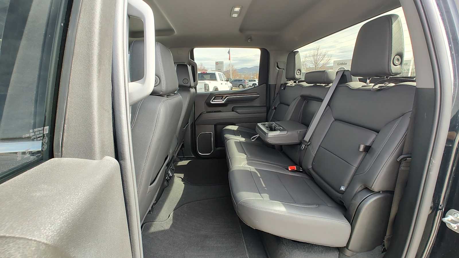 Thumbnail: 2025 GMC Sierra 1500 - 13