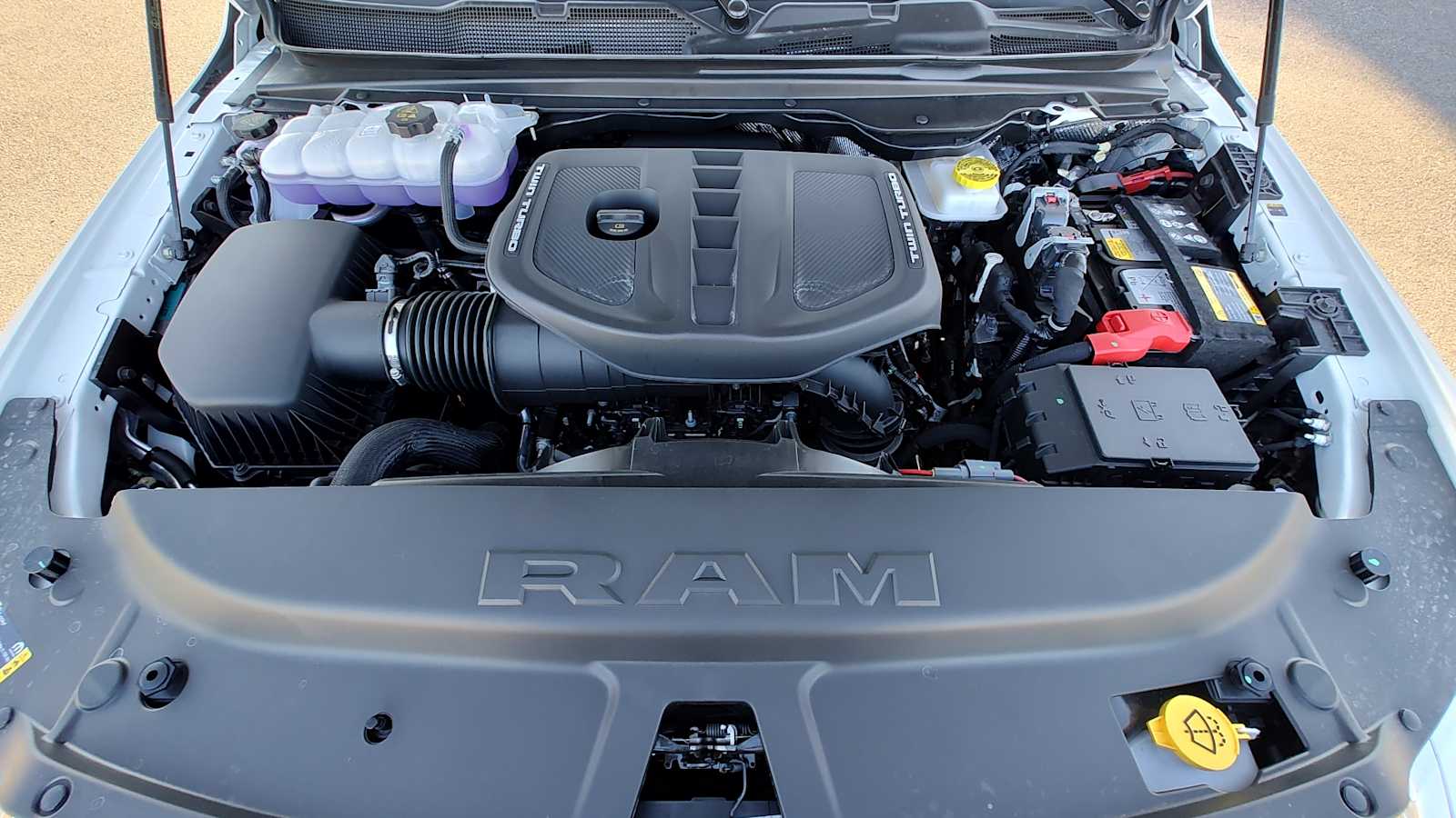 Thumbnail: 2026 RAM 1500 - 9