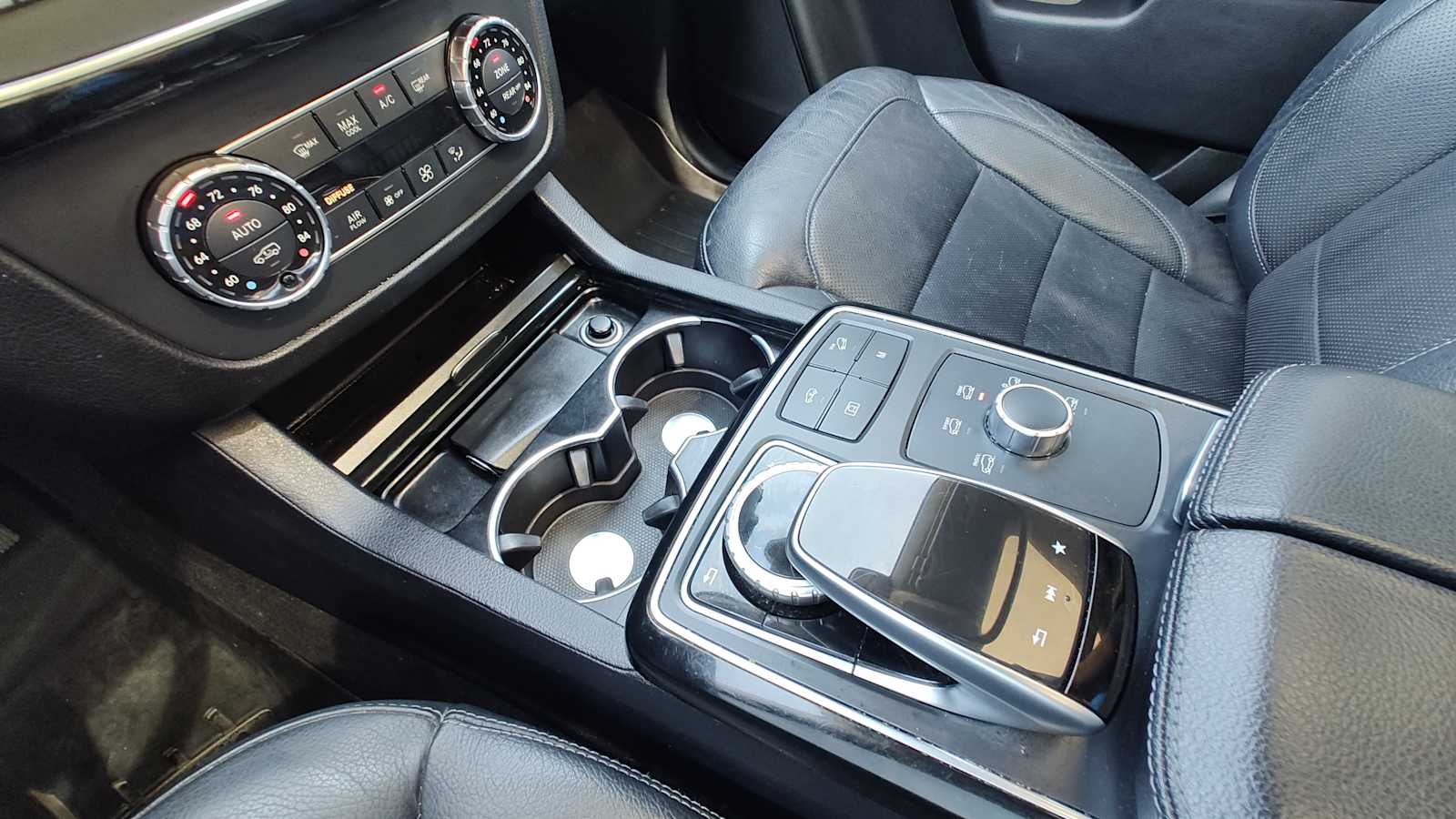 Thumbnail: 2018 Mercedes-Benz GLS - 17