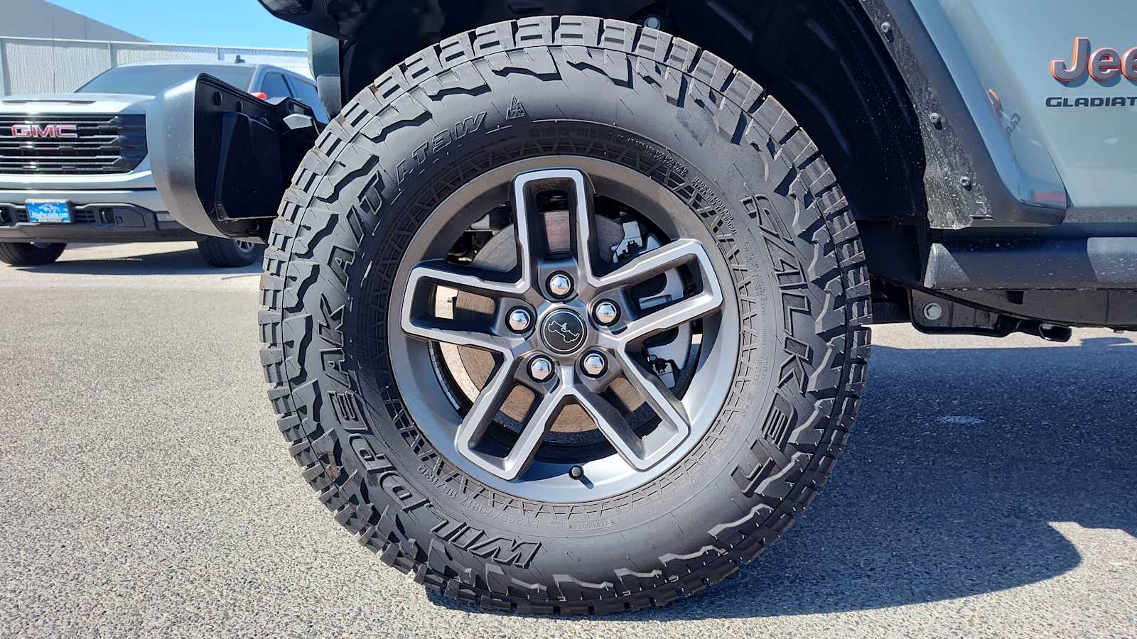 Thumbnail: 2025 Jeep Gladiator - 8