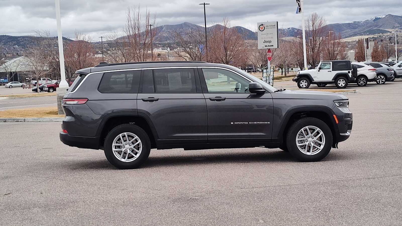 Thumbnail: 2025 Jeep Grand Cherokee L - 27