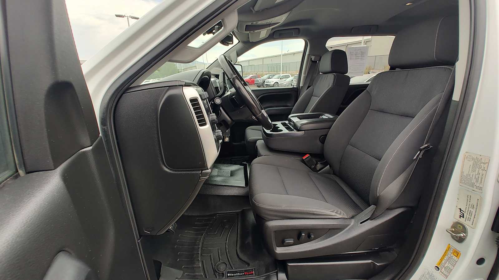 2019 GMC Sierra 3500 SLE 10