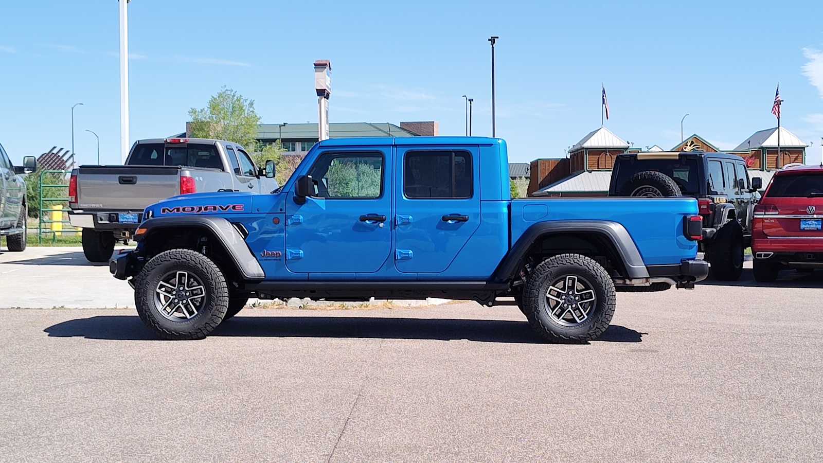 Thumbnail: 2025 Jeep Gladiator - 3