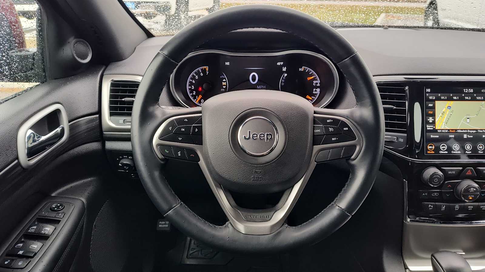 Thumbnail: 2021 Jeep Grand Cherokee - 15