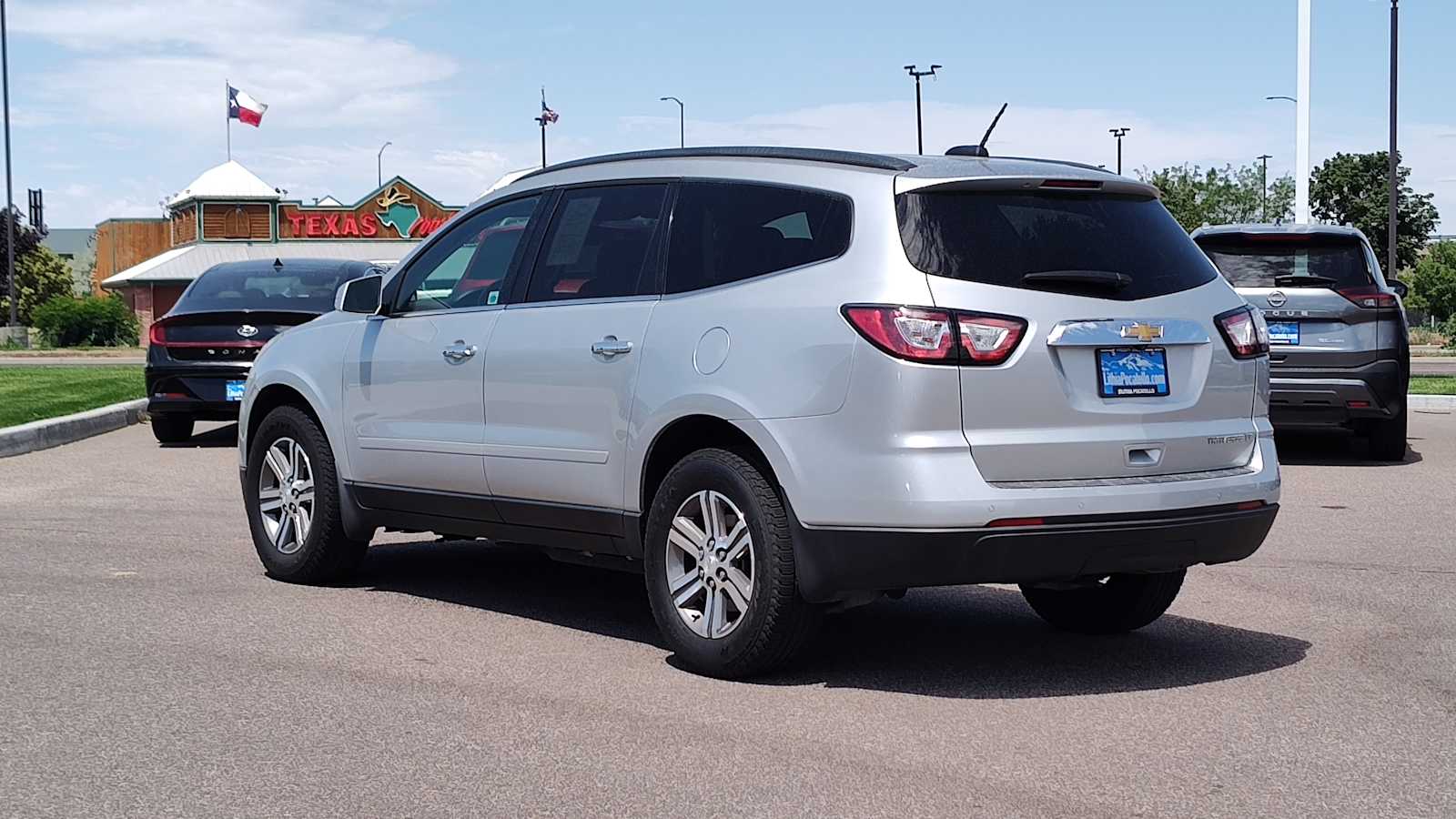 Thumbnail: 2016 Chevrolet Traverse - 4