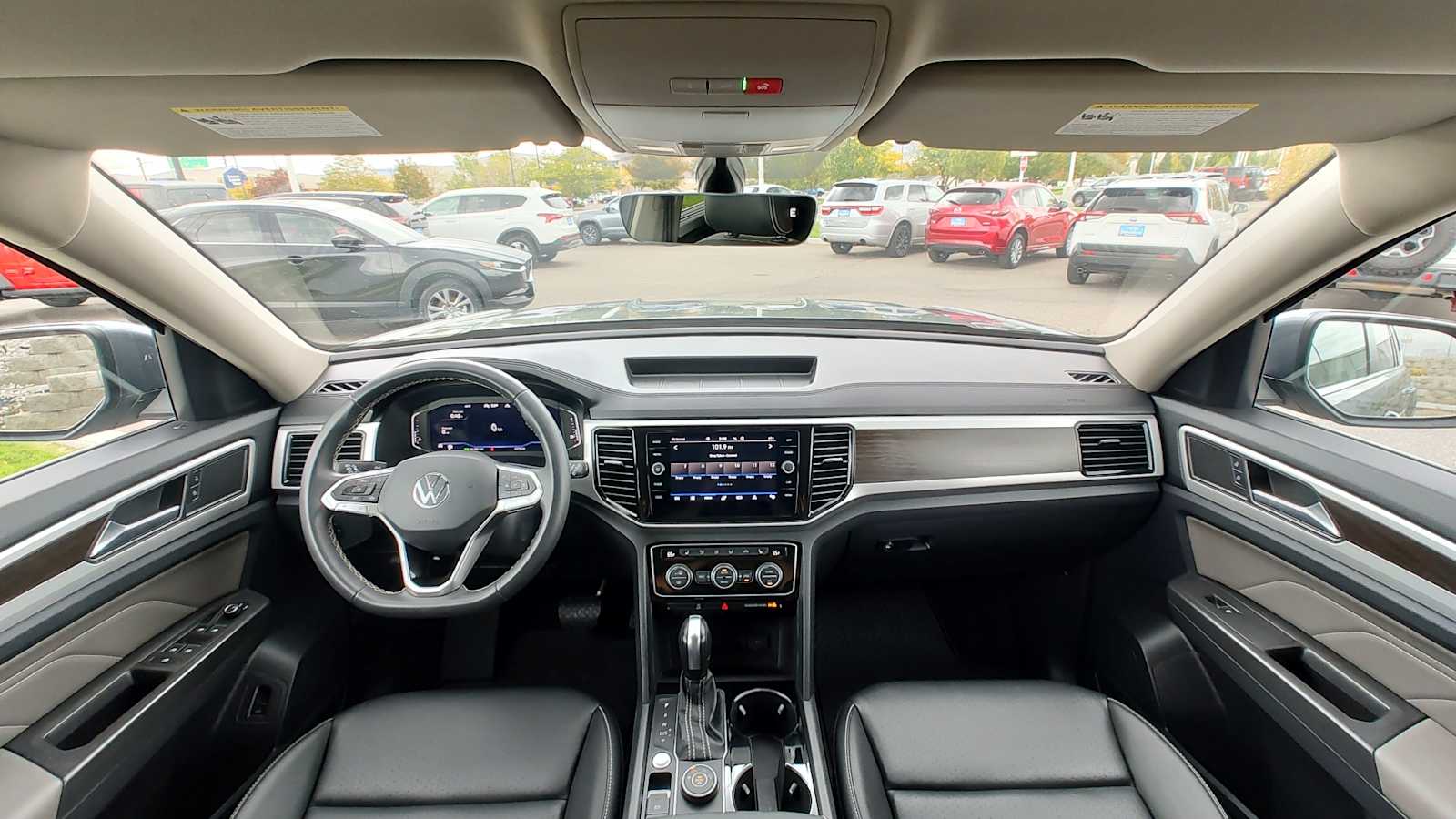 Thumbnail: 2023 Volkswagen Atlas - 10