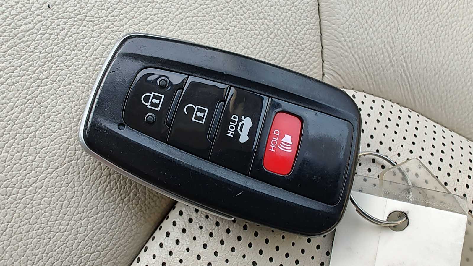 Thumbnail: 2024 Toyota Camry - 20