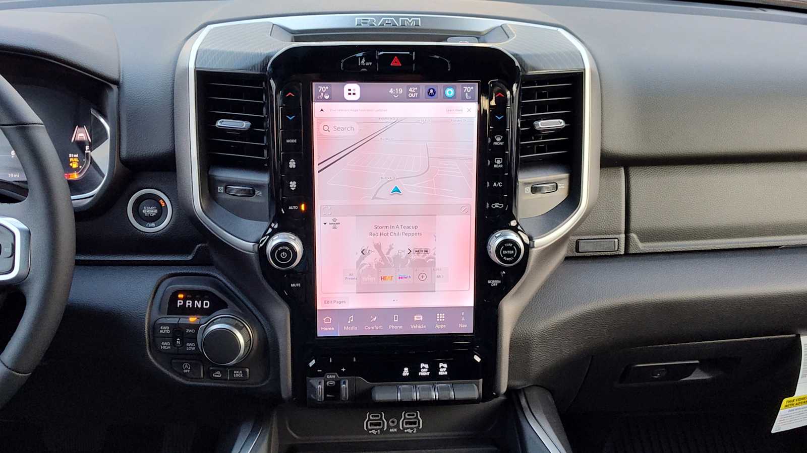 Thumbnail: 2026 RAM 1500 - 16