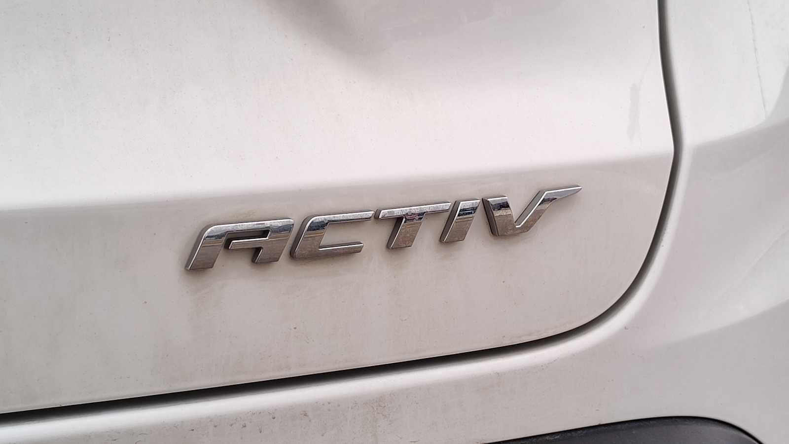 Thumbnail: 2025 Chevrolet Trax - 23