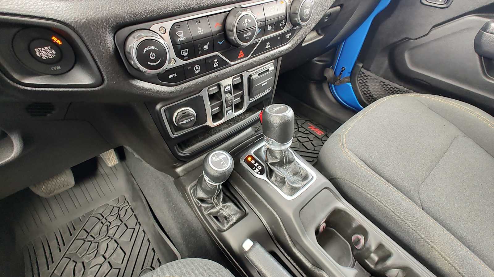 Thumbnail: 2024 Jeep Gladiator - 17