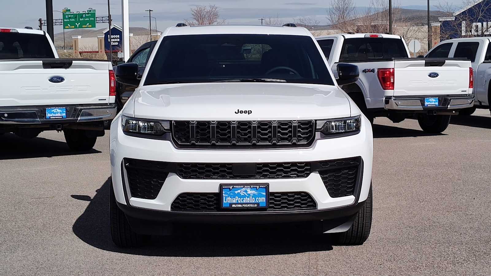 Thumbnail: 2026 Jeep Grand Cherokee - 6