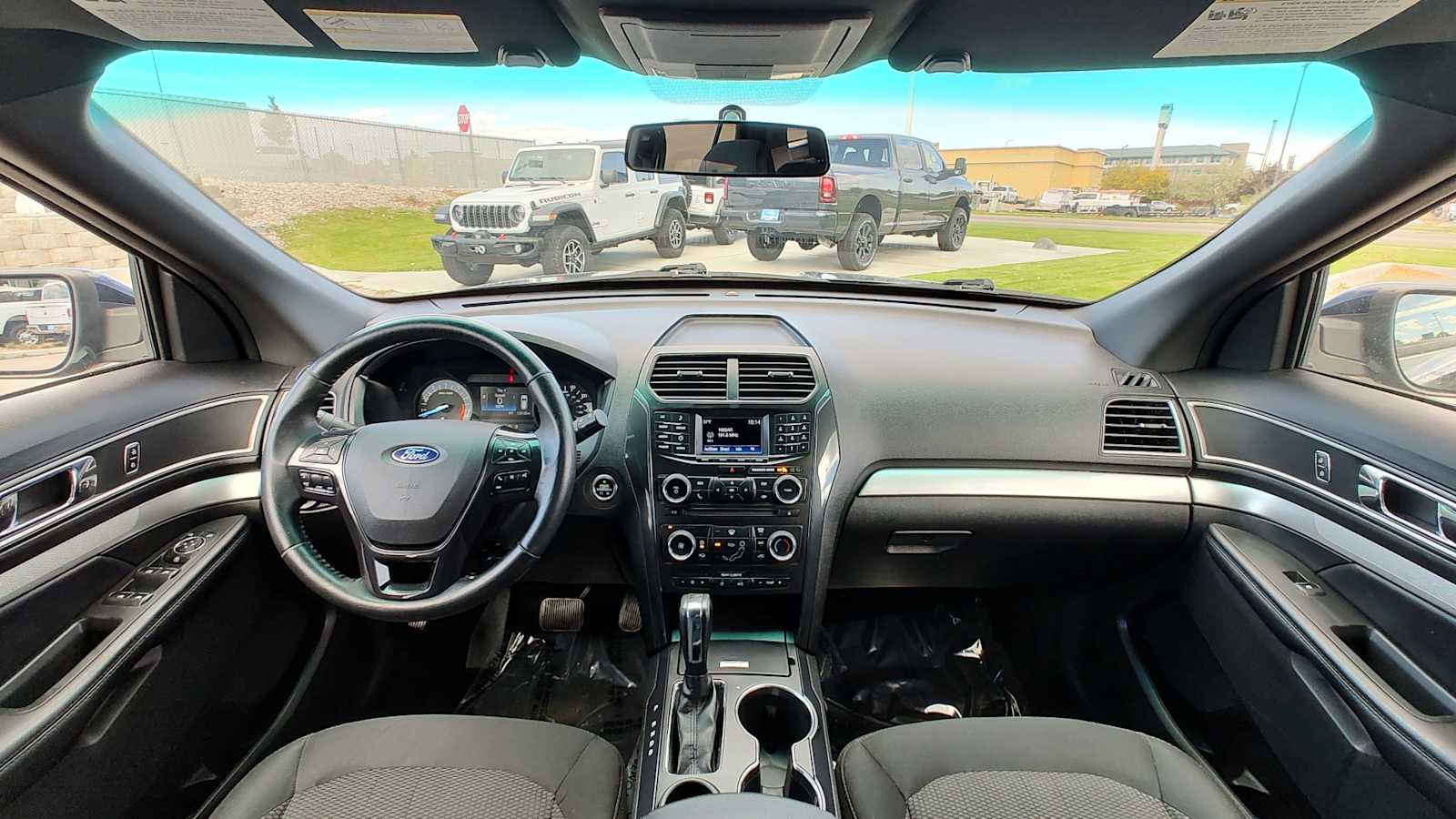 Thumbnail: 2017 Ford Explorer - 10