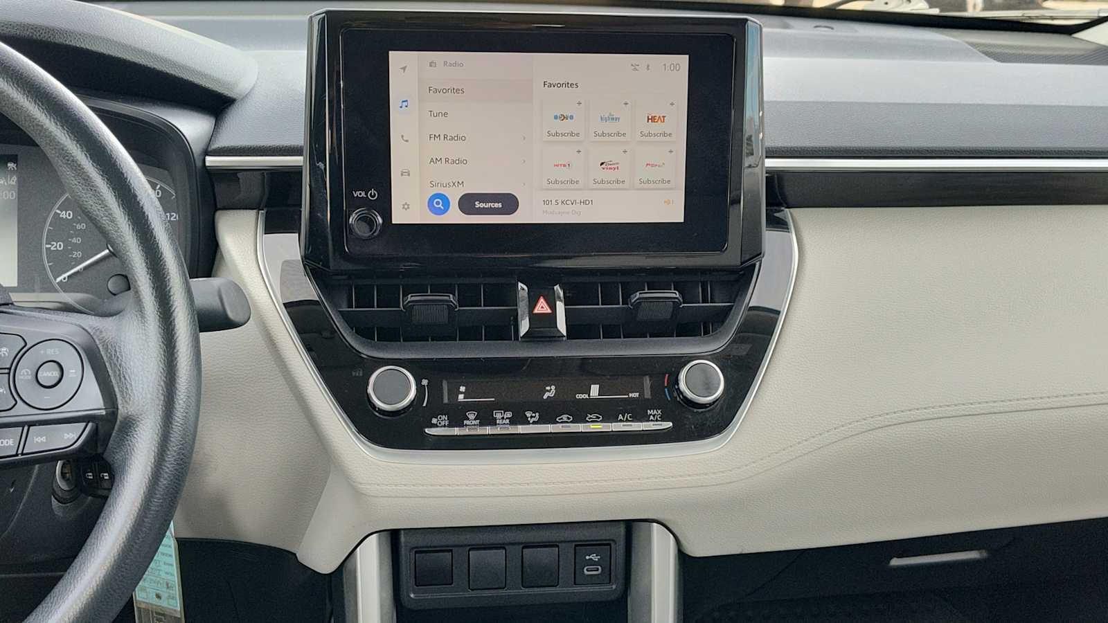 Thumbnail: 2023 Toyota Corolla Cross - 16