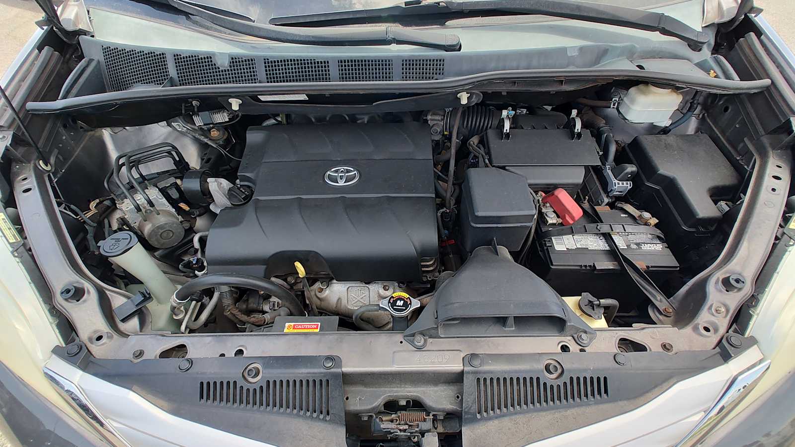Thumbnail: 2014 Toyota Sienna - 8