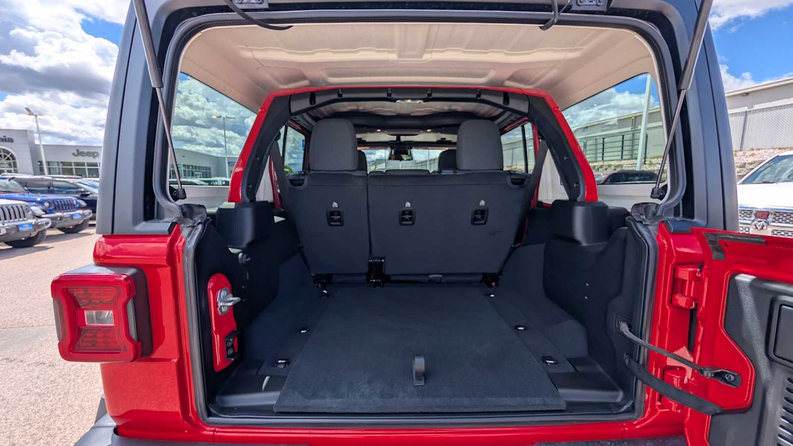Thumbnail: 2026 Jeep Wrangler - 19