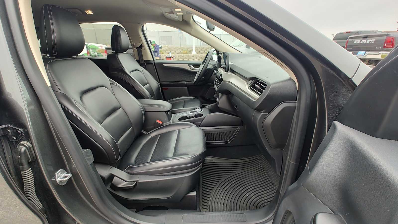 Thumbnail: 2020 Ford Escape - 14