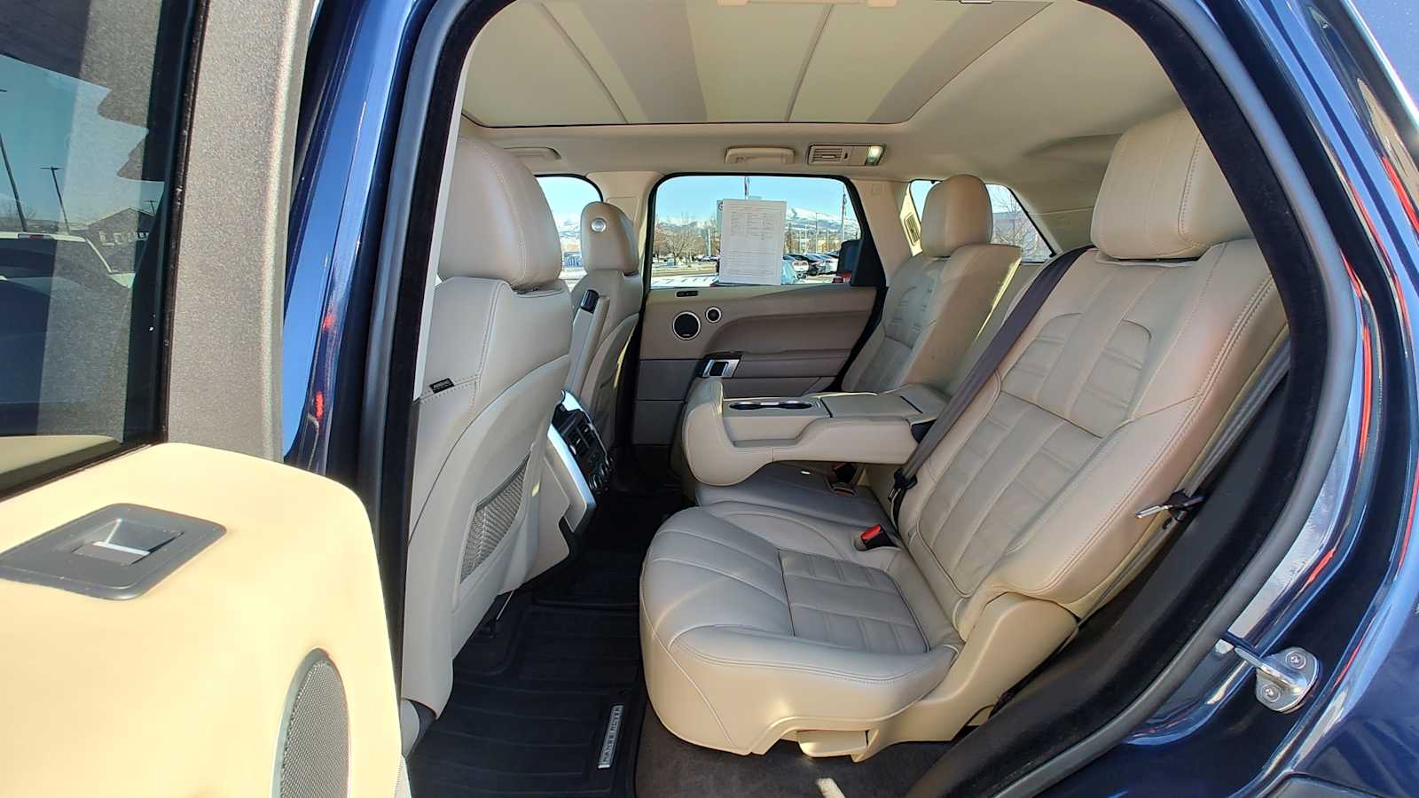 Thumbnail: 2016 Land Rover Range Rover Sport - 13