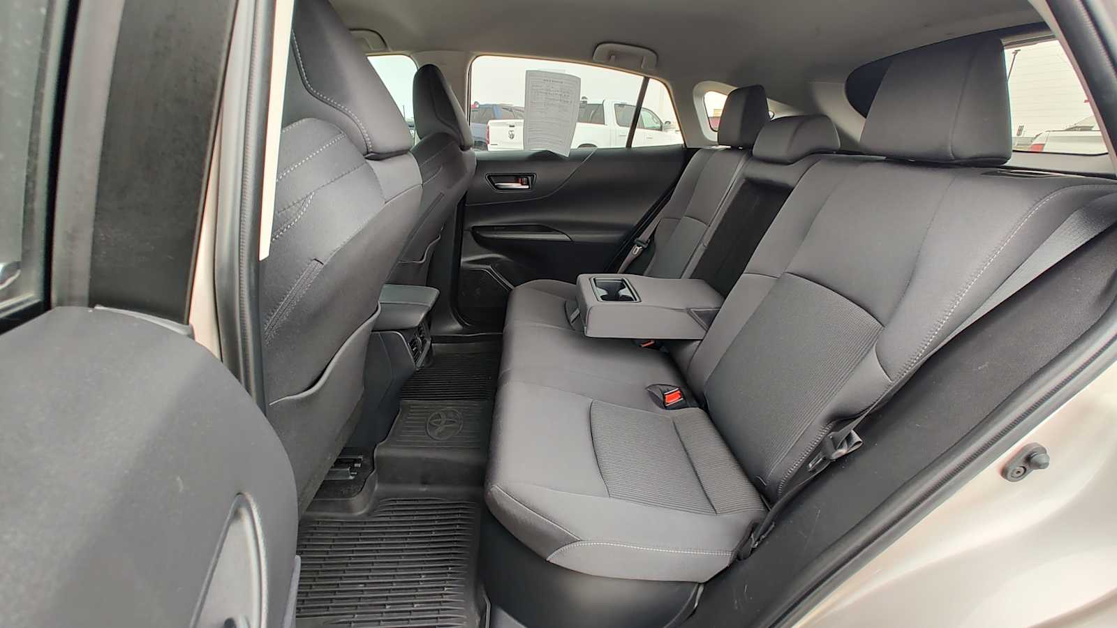 Thumbnail: 2024 Toyota Venza - 13