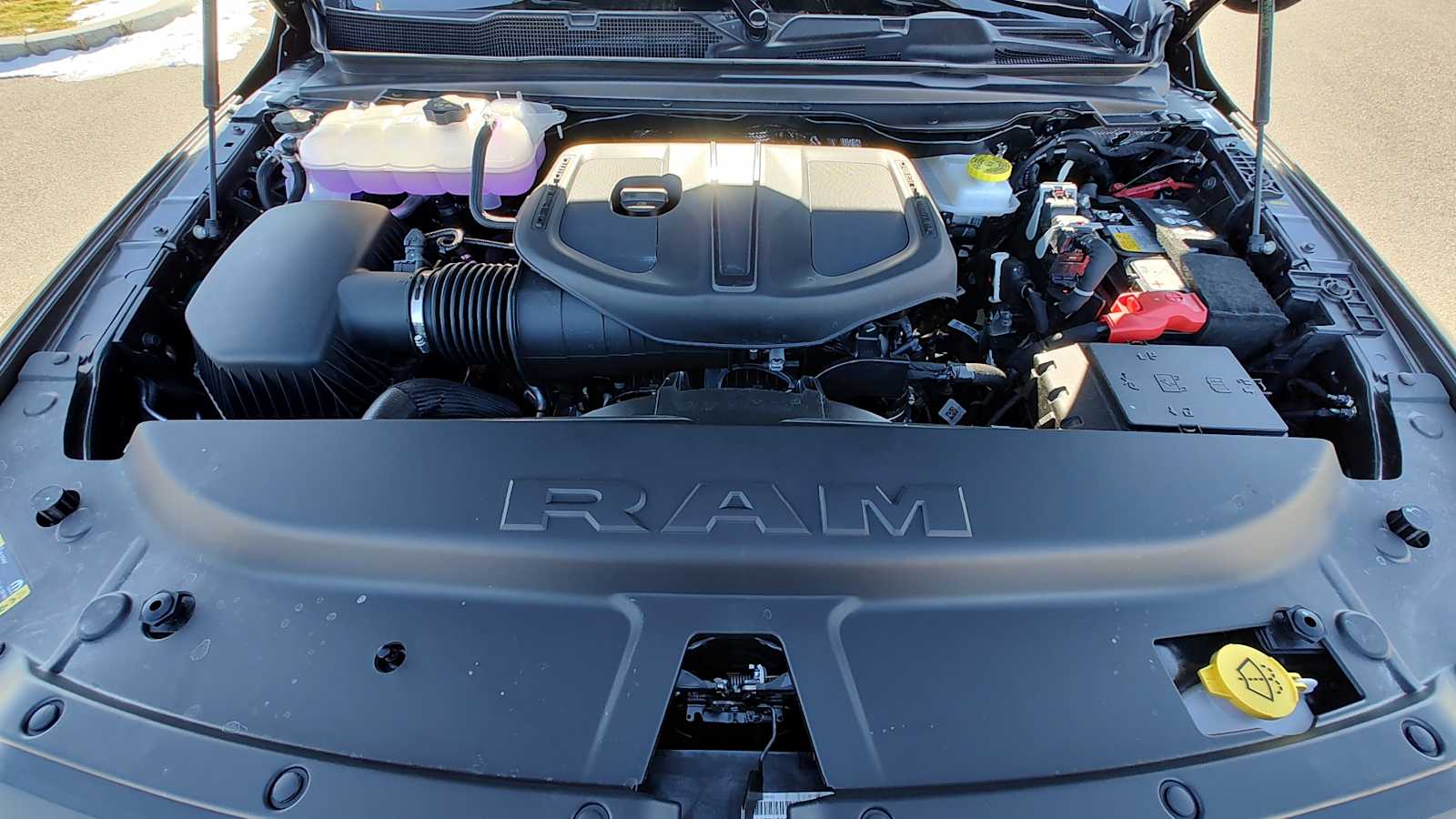 Thumbnail: 2026 RAM 1500 - 9