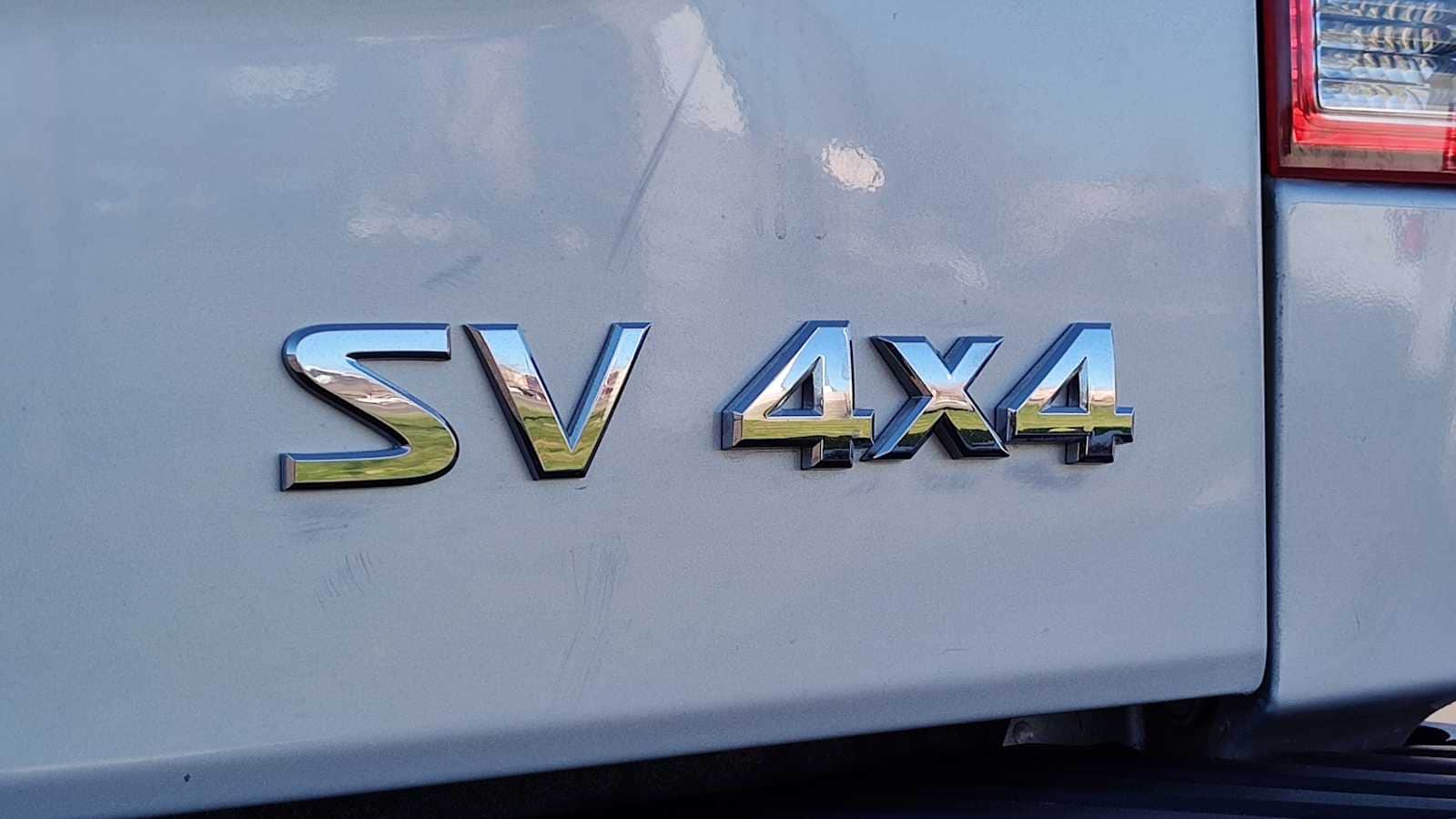 Thumbnail: 2015 Nissan Titan - 24