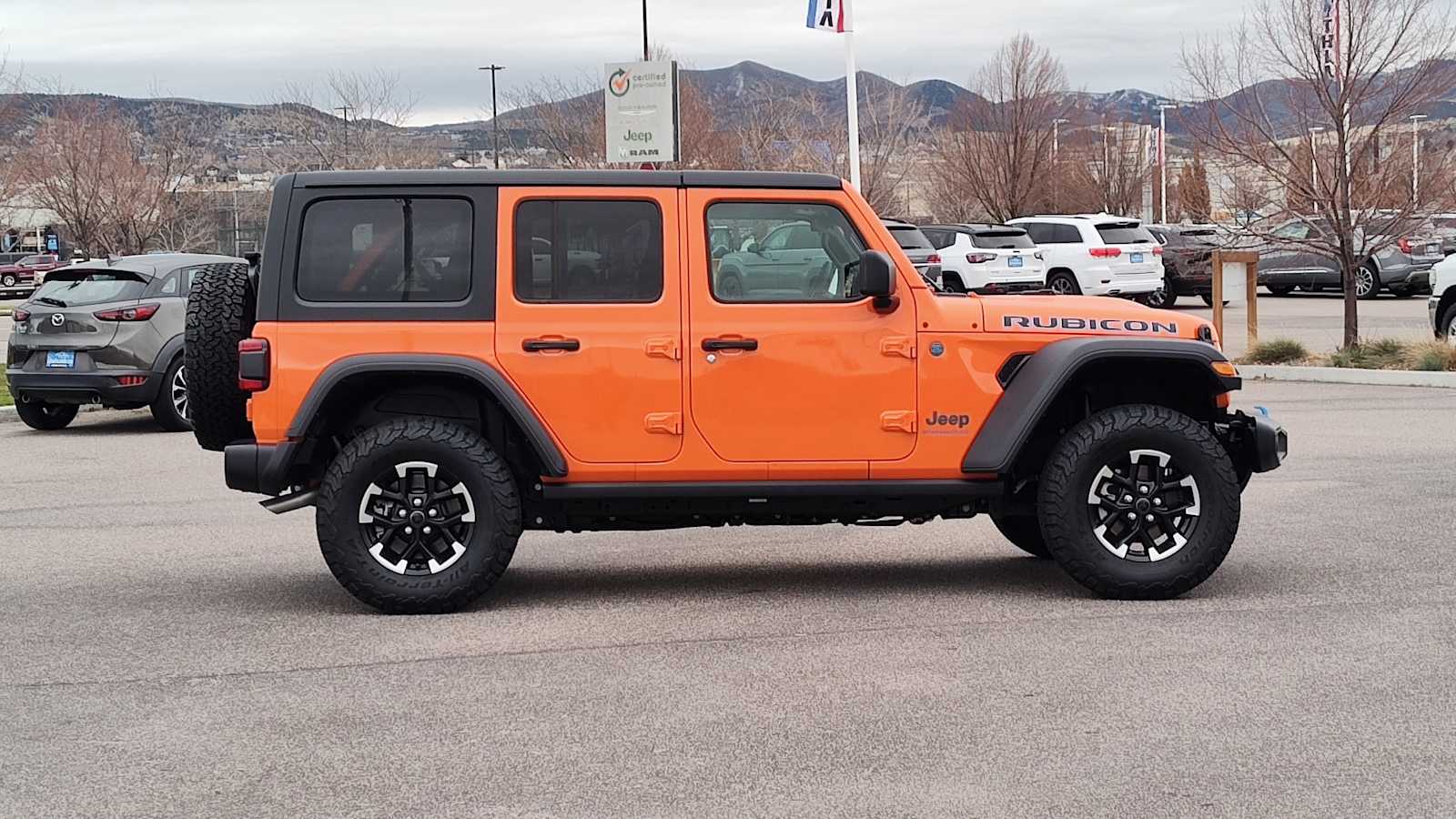 Thumbnail: 2025 Jeep Wrangler - 25