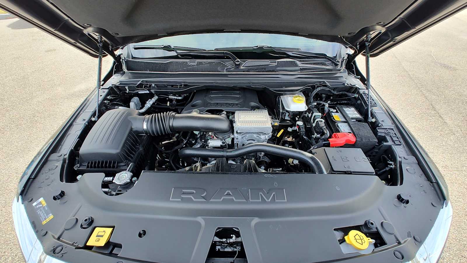 Thumbnail: 2026 RAM 1500 - 9