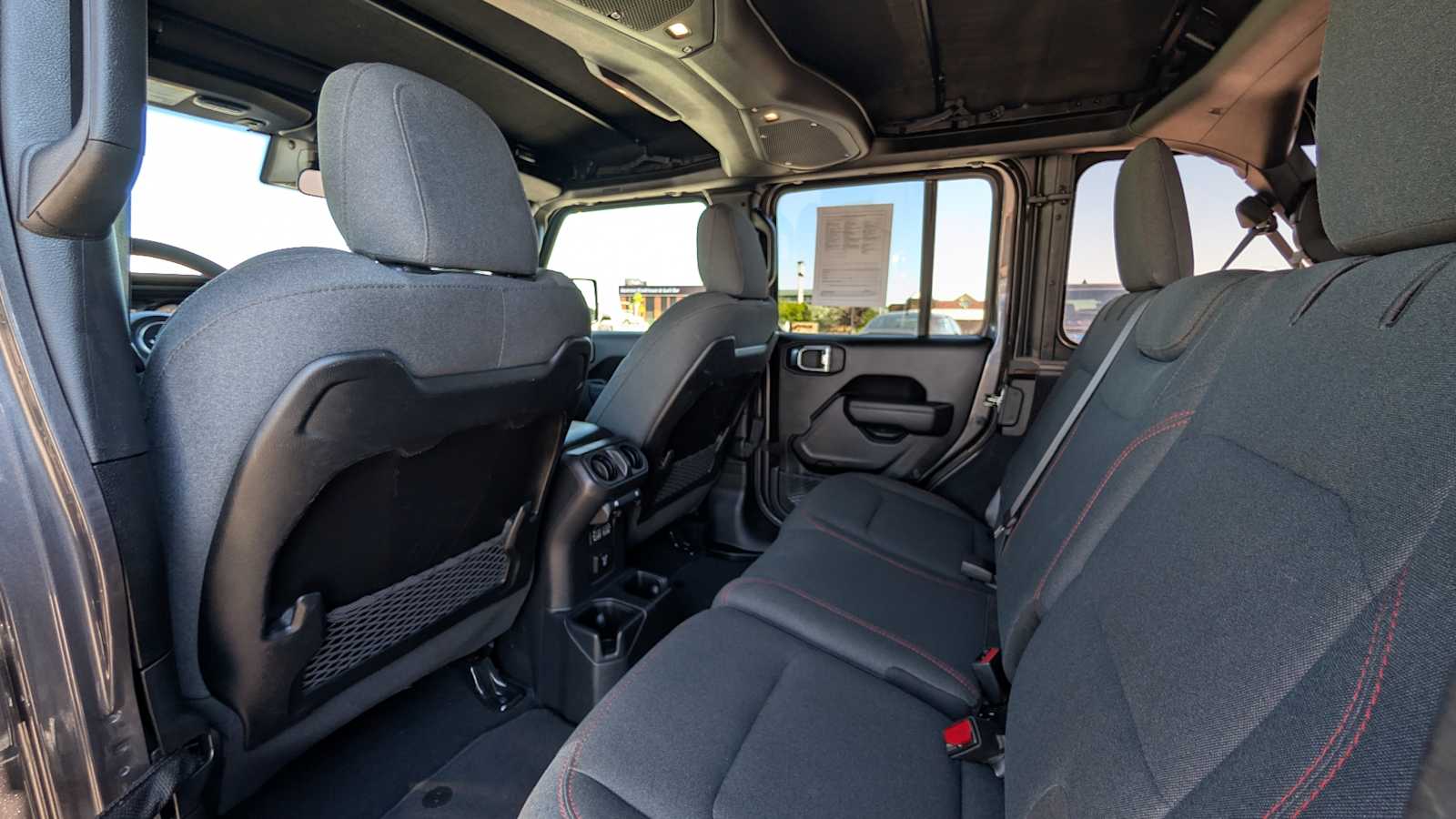 2024 Jeep Wrangler 4-Door Rubicon - Photo 12