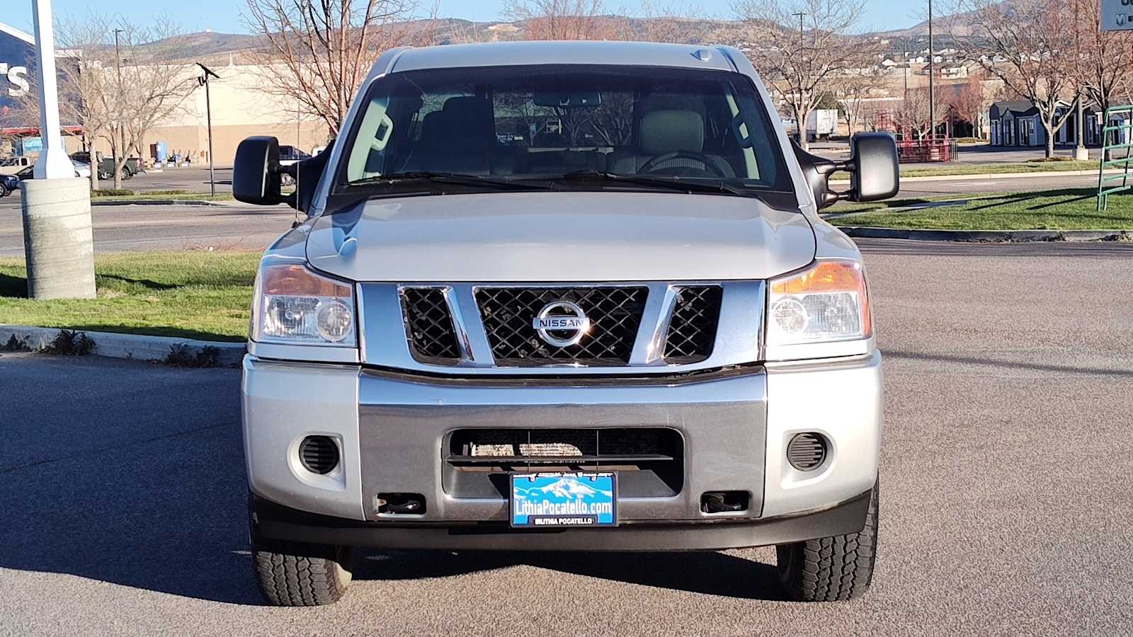Thumbnail: 2015 Nissan Titan - 6