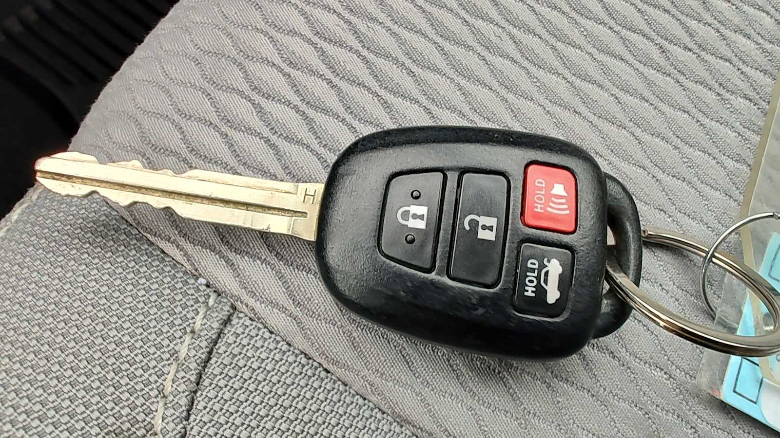 Thumbnail: 2014 Toyota Corolla - 20