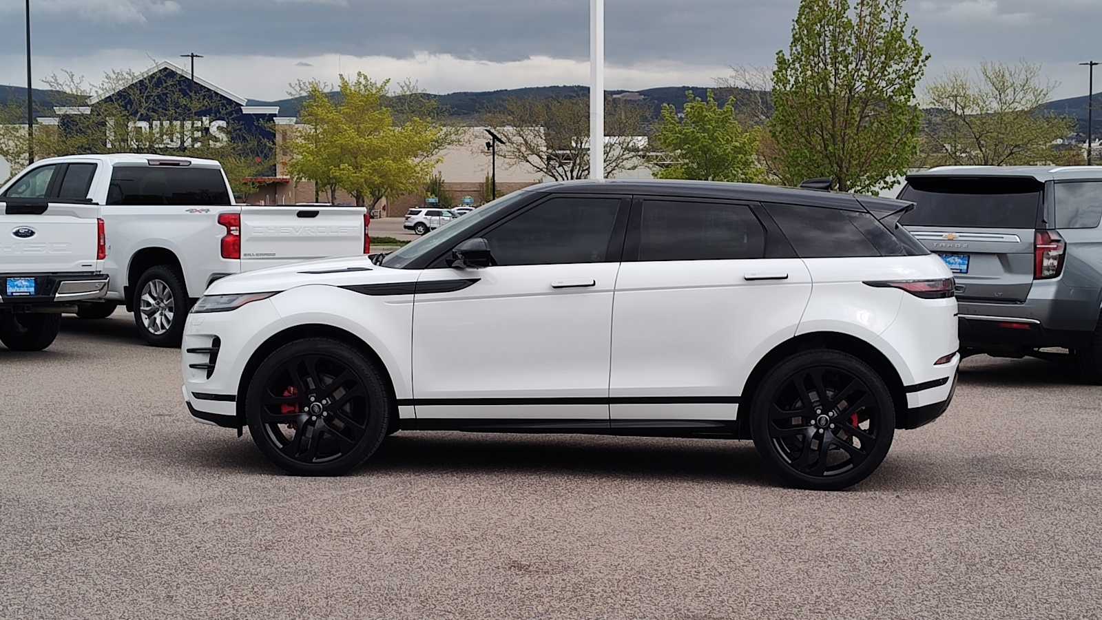 Thumbnail: 2022 Land Rover Range Rover Evoque - 3