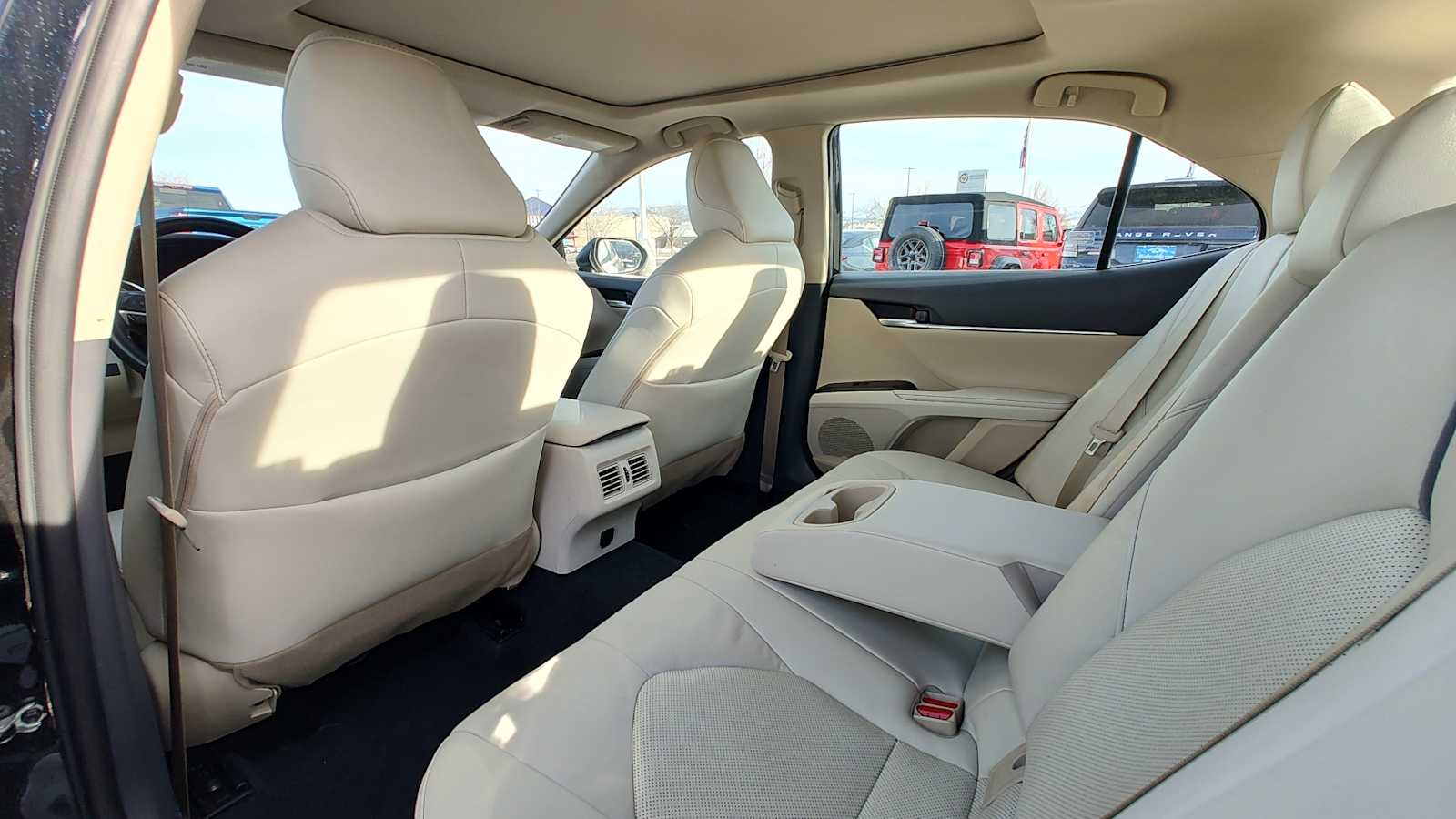 Thumbnail: 2024 Toyota Camry - 12