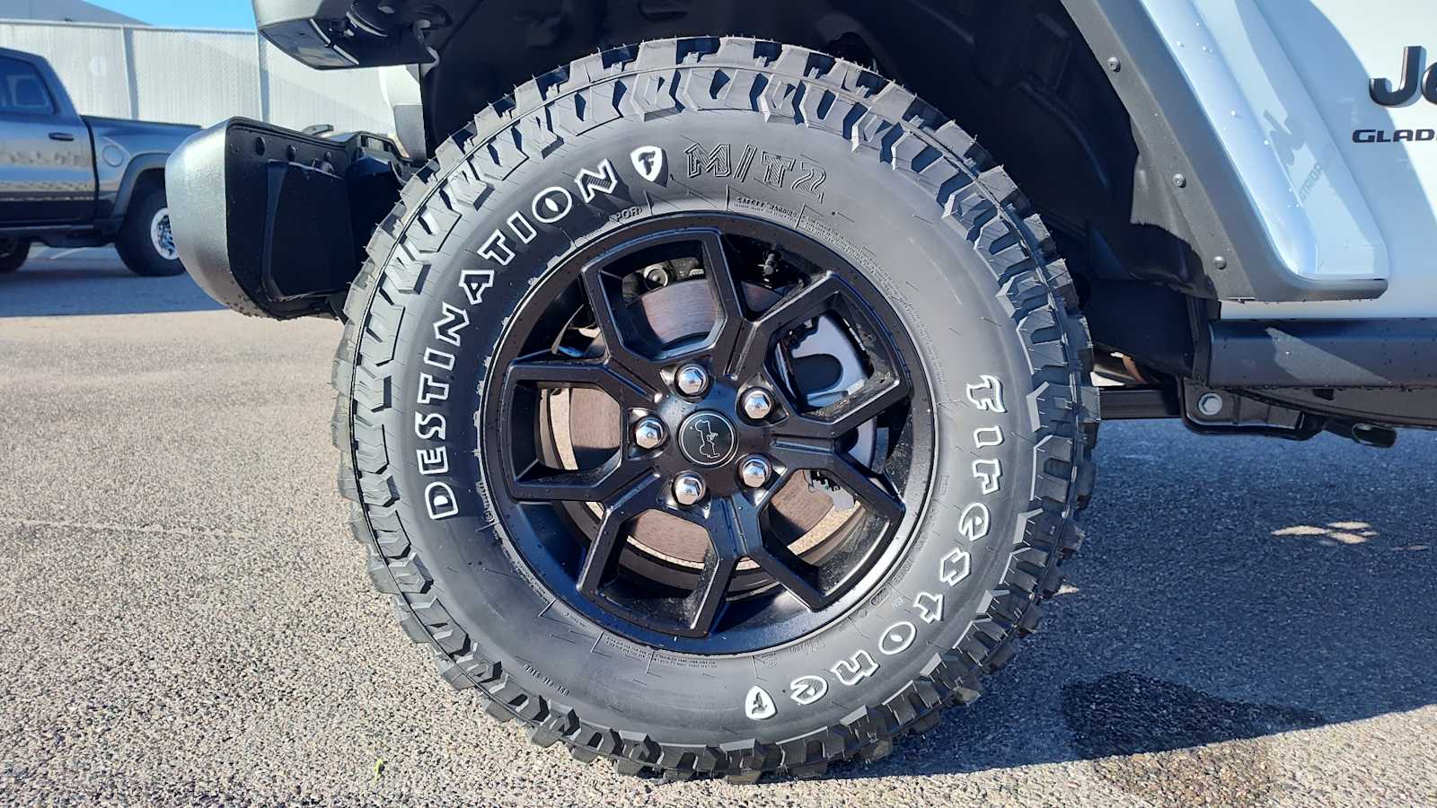 Thumbnail: 2026 Jeep Gladiator - 8