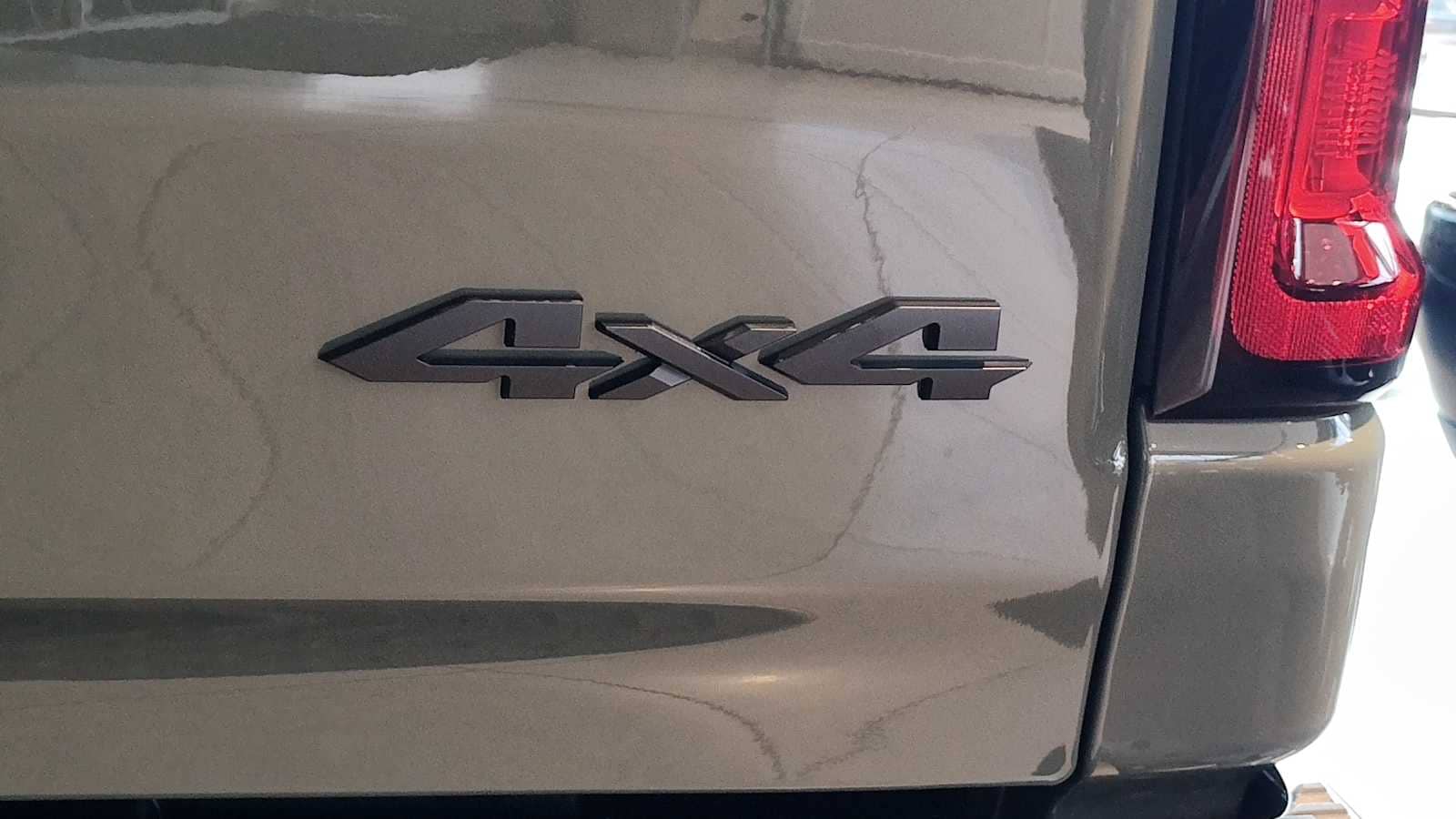 Thumbnail: 2026 RAM 1500 - 6