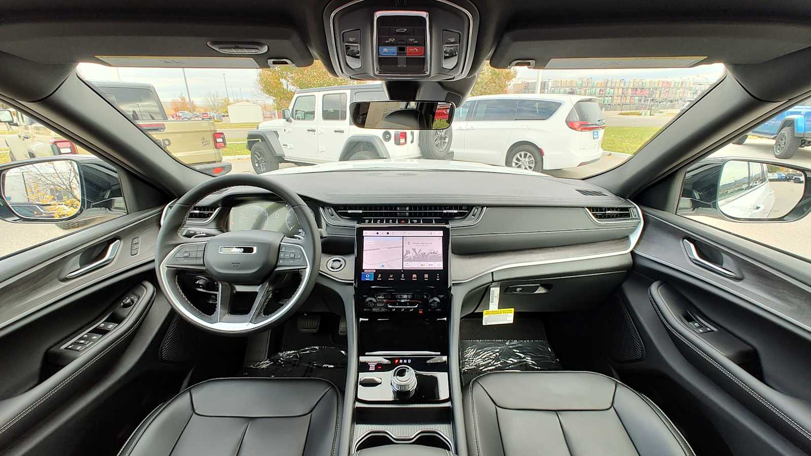 Thumbnail: 2025 Jeep Grand Cherokee - 10