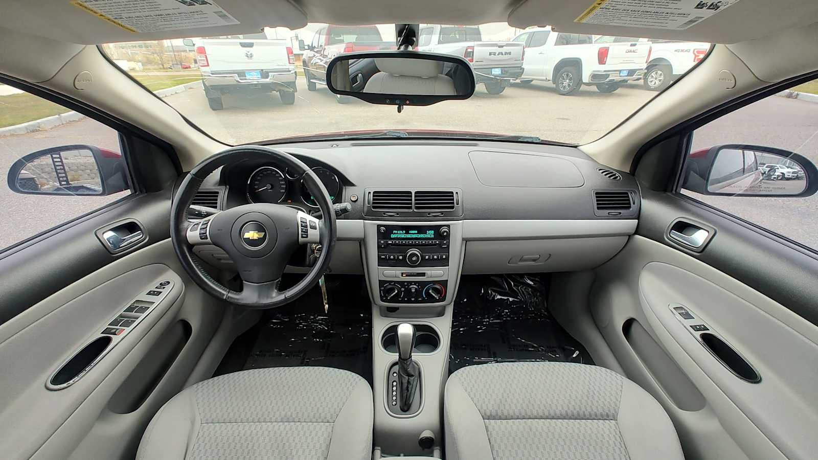 Thumbnail: 2010 Chevrolet Cobalt - 10